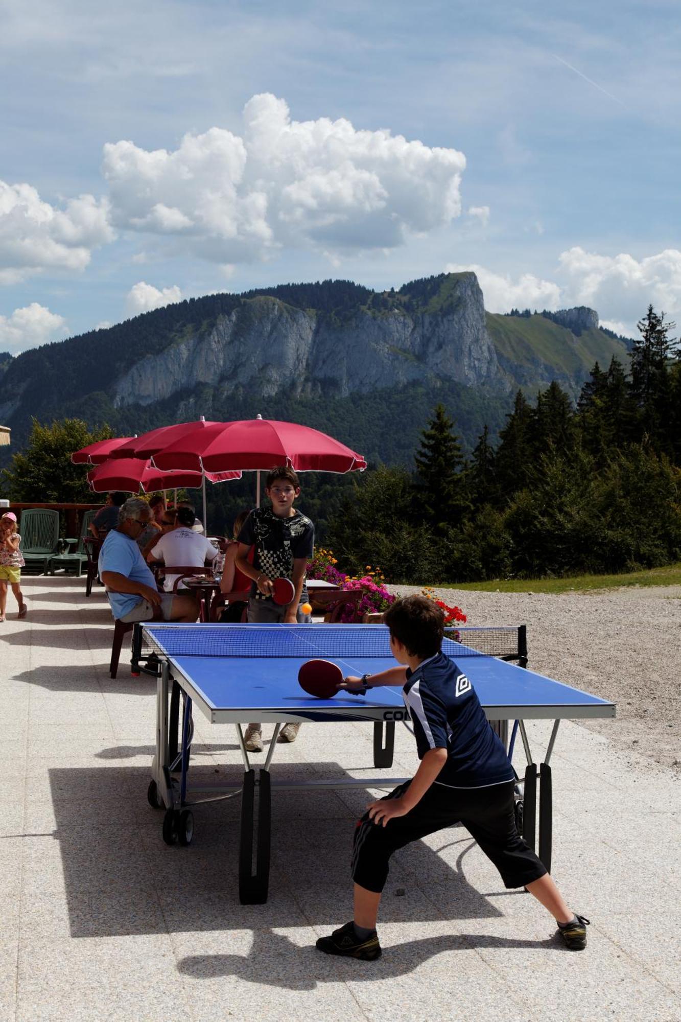 Hotel Les Skieurs Bellevaux Zewnętrze zdjęcie