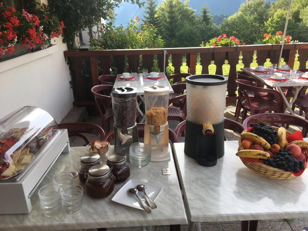 Hotel Les Skieurs Bellevaux Zewnętrze zdjęcie