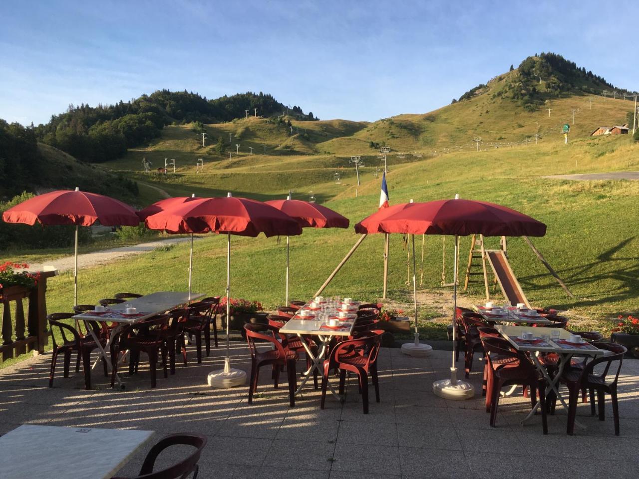 Hotel Les Skieurs Bellevaux Zewnętrze zdjęcie