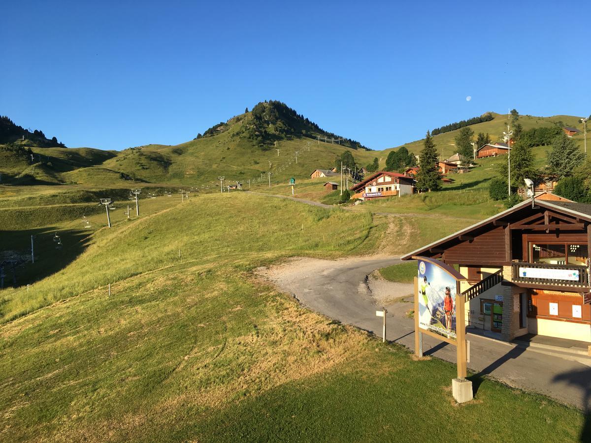 Hotel Les Skieurs Bellevaux Zewnętrze zdjęcie
