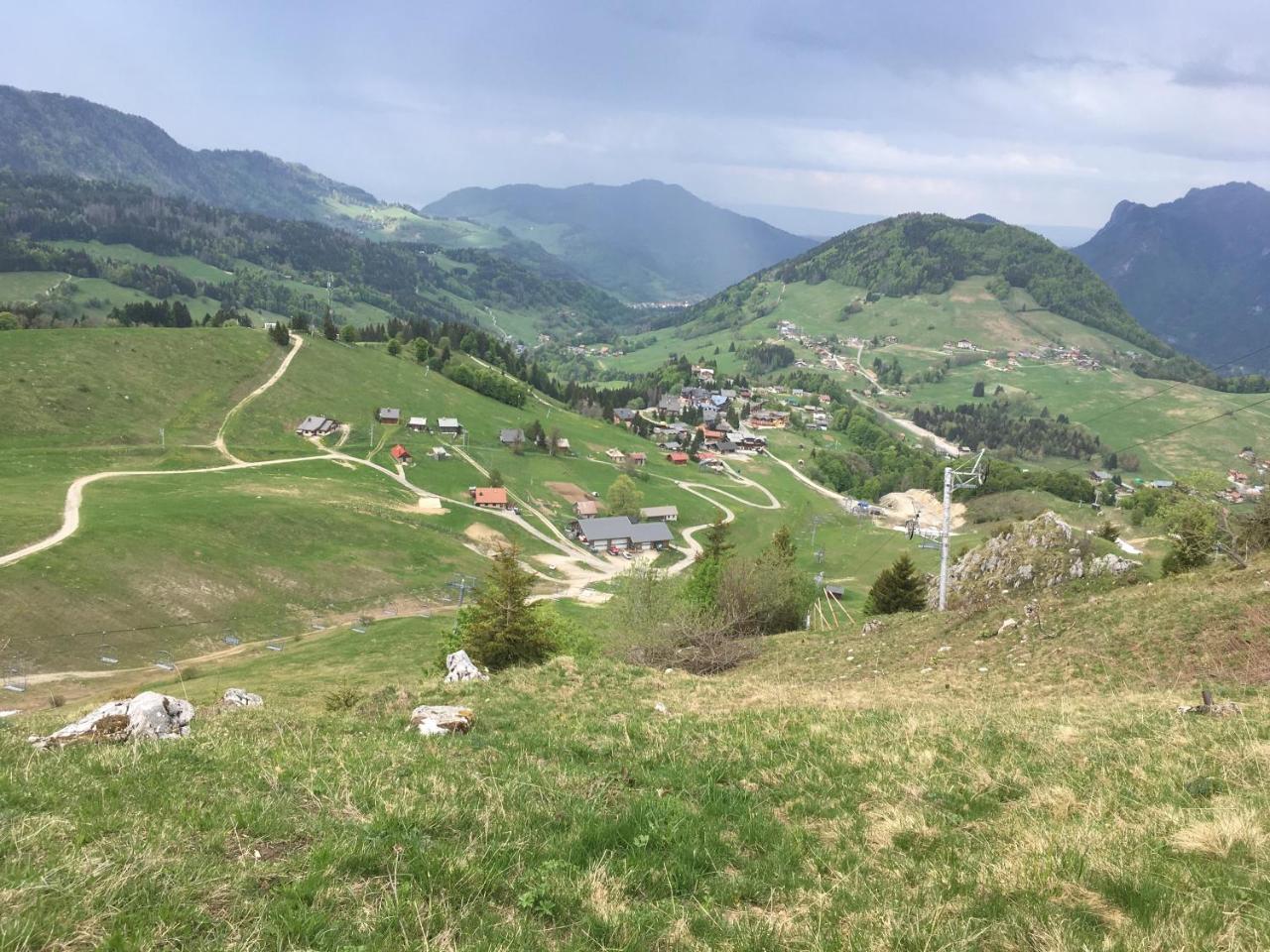 Hotel Les Skieurs Bellevaux Zewnętrze zdjęcie